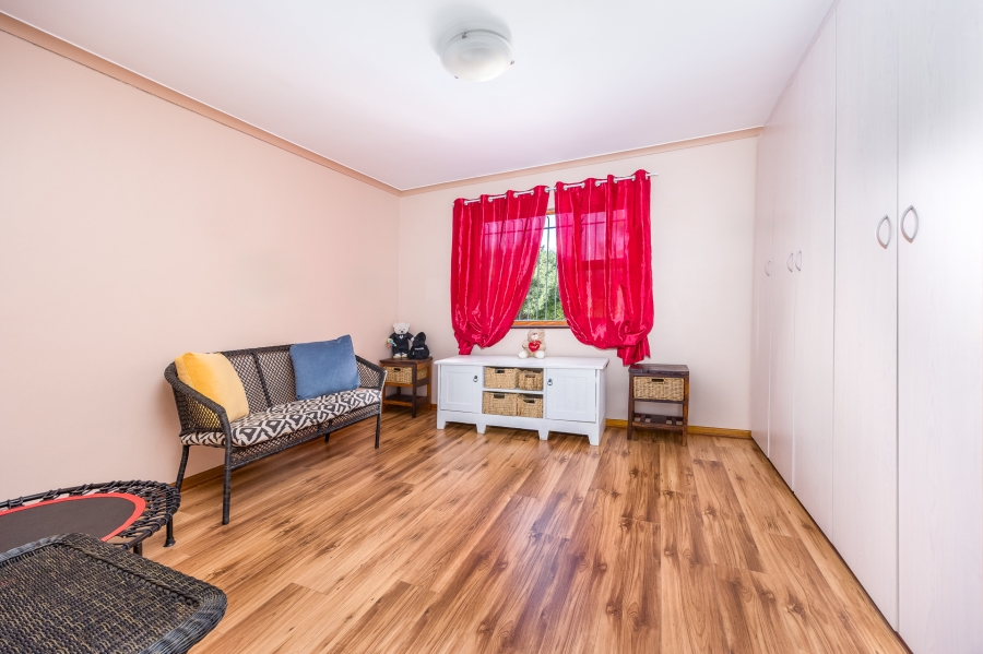 4 Bedroom Property for Sale in Vierlanden Western Cape